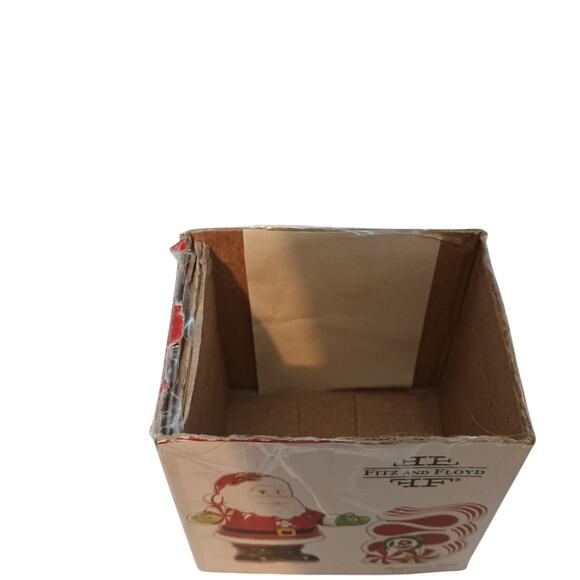 Fitz And Floyd 2008 Peppermint Santa Christmas Salt & Pepper Shakers - Picture 7 of 9